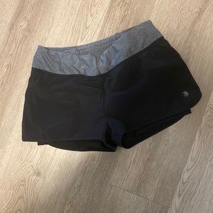 Women’s athletic running shorts